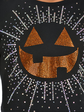 Cropped Tee in Trick or Chic
