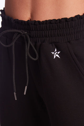Relax Jogger in Black Laser