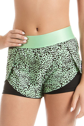 Claire Sport Short in Pistachio