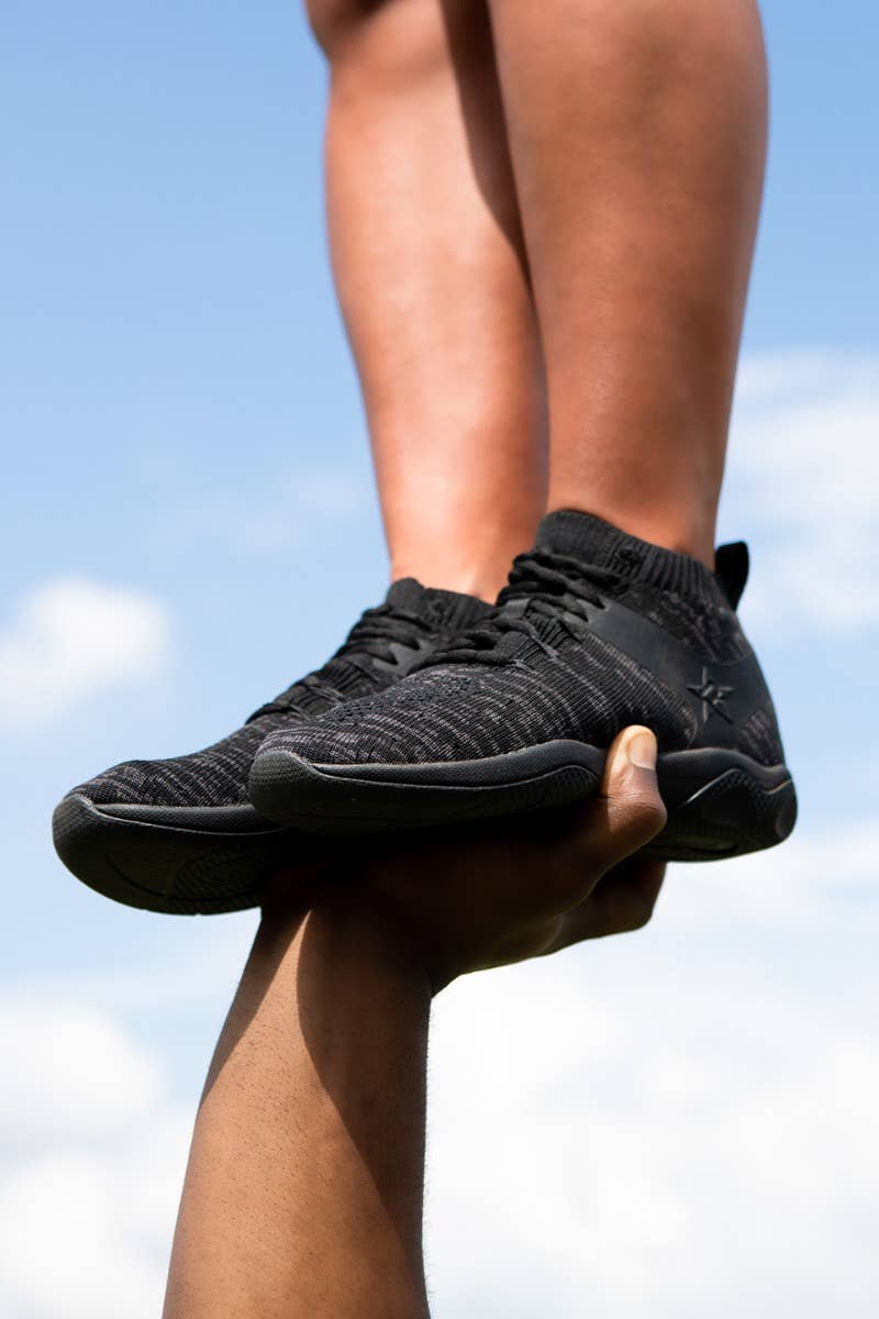 Revolution shoes Outlet