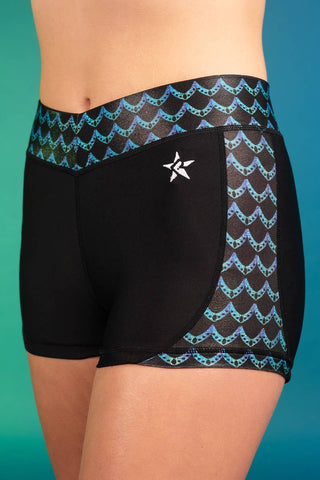 Mid Rise Compression Short in Magic Spell